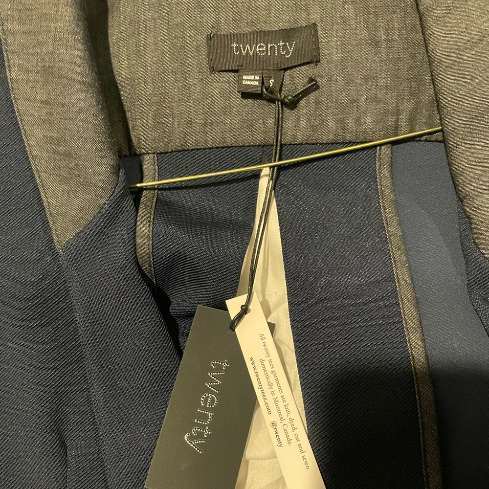 Keyhole blazer - Picture 2 of 2